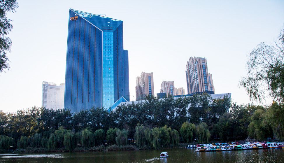 玖合云Saas系统的确不错，公司用起来如鱼得水，业绩翻番，更加便捷安全